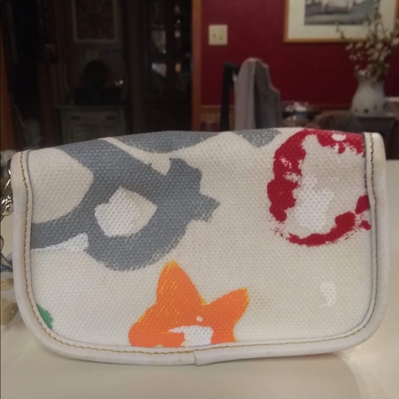 Dooney and bootie - Picture 3 of 4